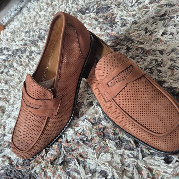 Magnanni cognac suede loafers for men, size 43 - Picture 4 of 4